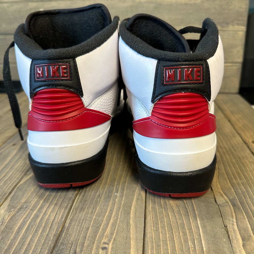 Jordan 2 'Chicago' - Picture 5 of 5